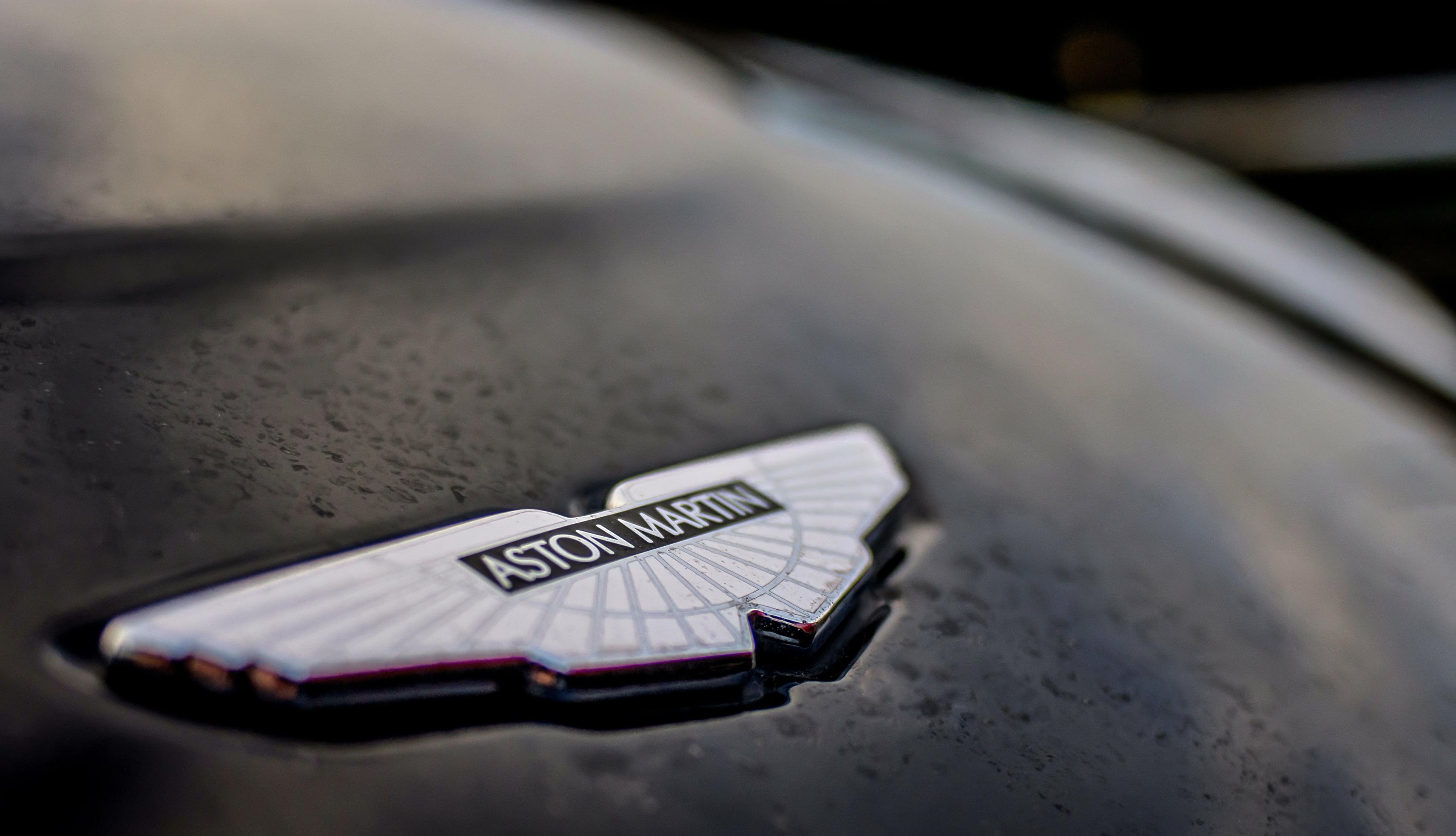 Aston Martin badge